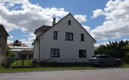Prodej domu 190 m² s pozemkem 1 311 m², Dolní Roveň, okres Pardubice