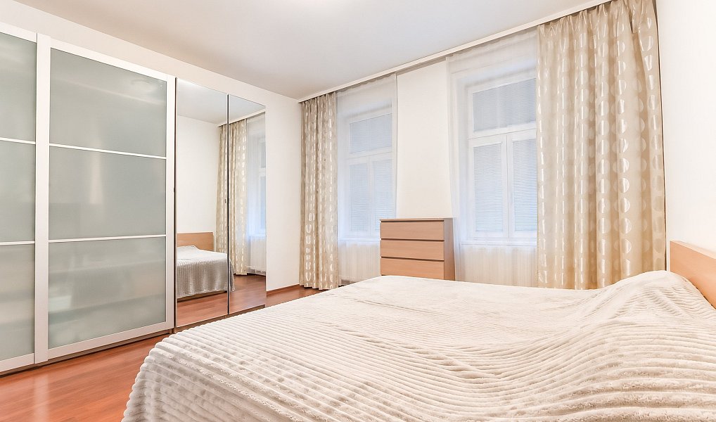 Prodej ubytovacího objektu 70 m², Praha – náhled fotky 6