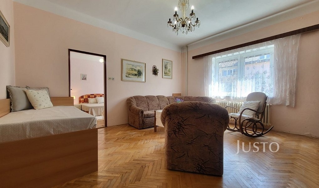 Prodej domu 231 m² s pozemkem 335 m², Písek – náhled fotky 22