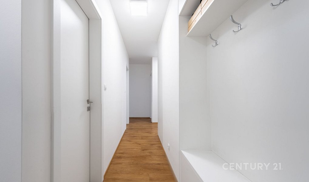 Prodej bytu 3+kk 105 m², Praha – náhled fotky 9