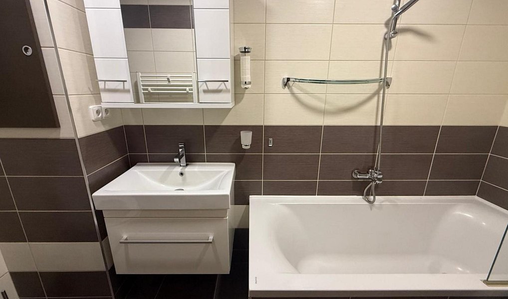 Pronájem bytu 2+kk 55 m², Litvínov – náhled fotky 13