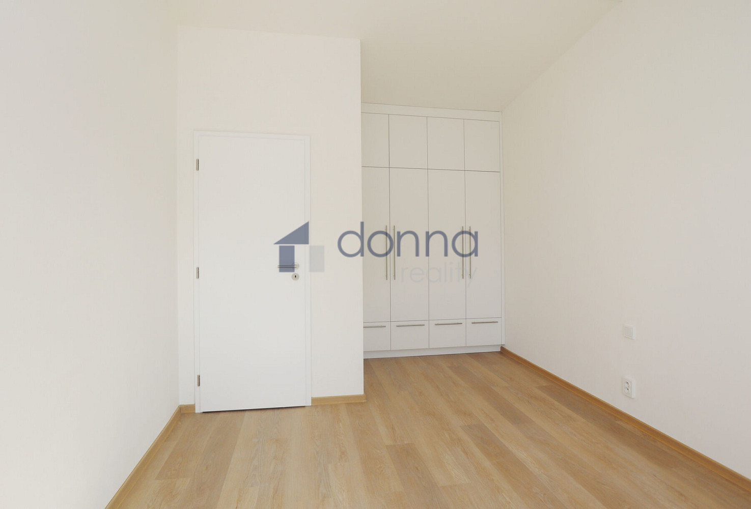 Pronájem bytu 2+kk 45 m² – fotografie 2