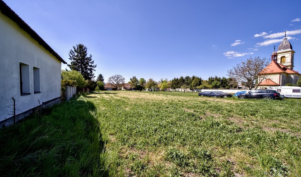 Prodej stavebního pozemku 2 030 m², Chleby – náhled fotky 20