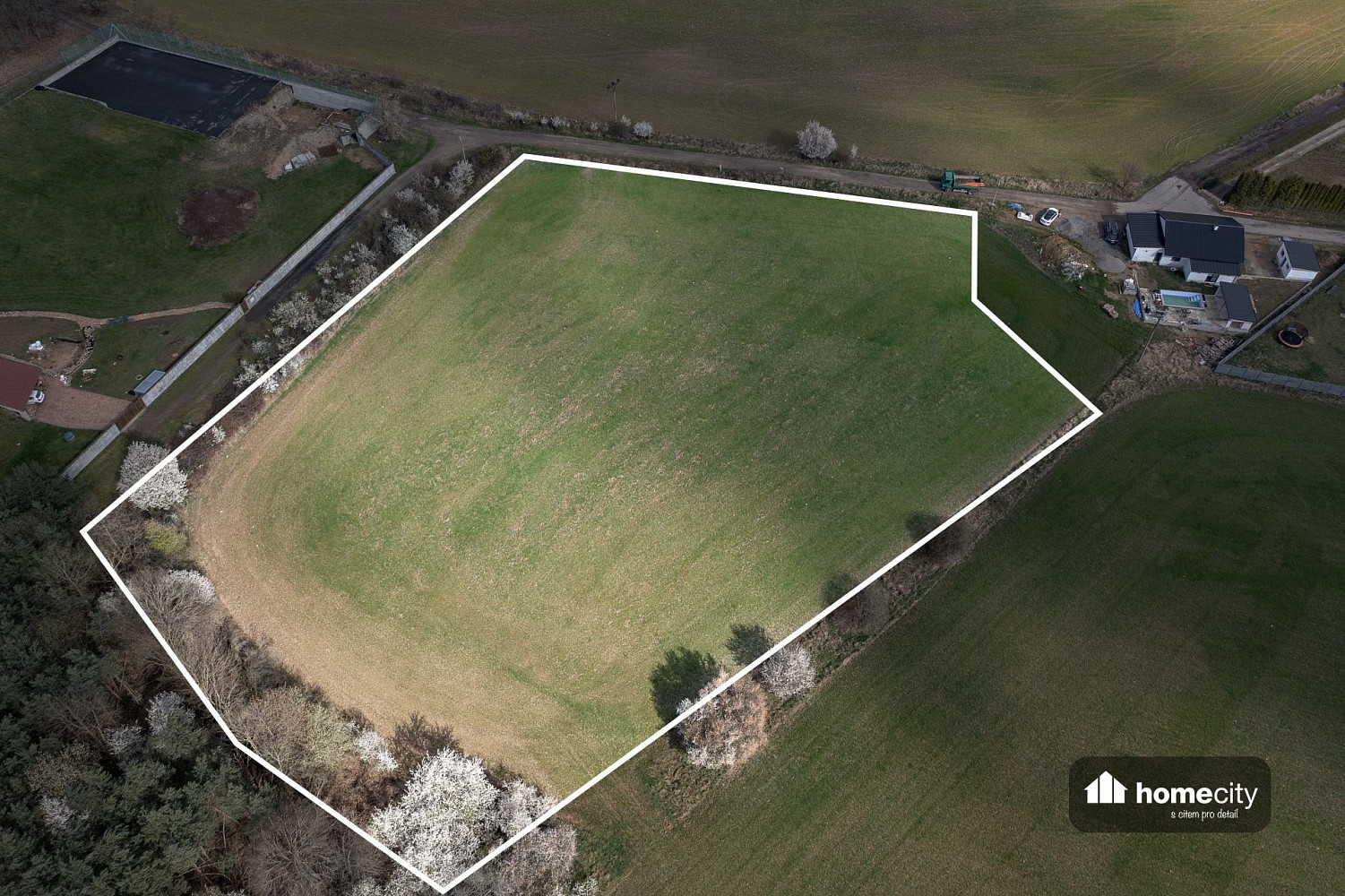 Prodej stavebního pozemku 10 705 m²
