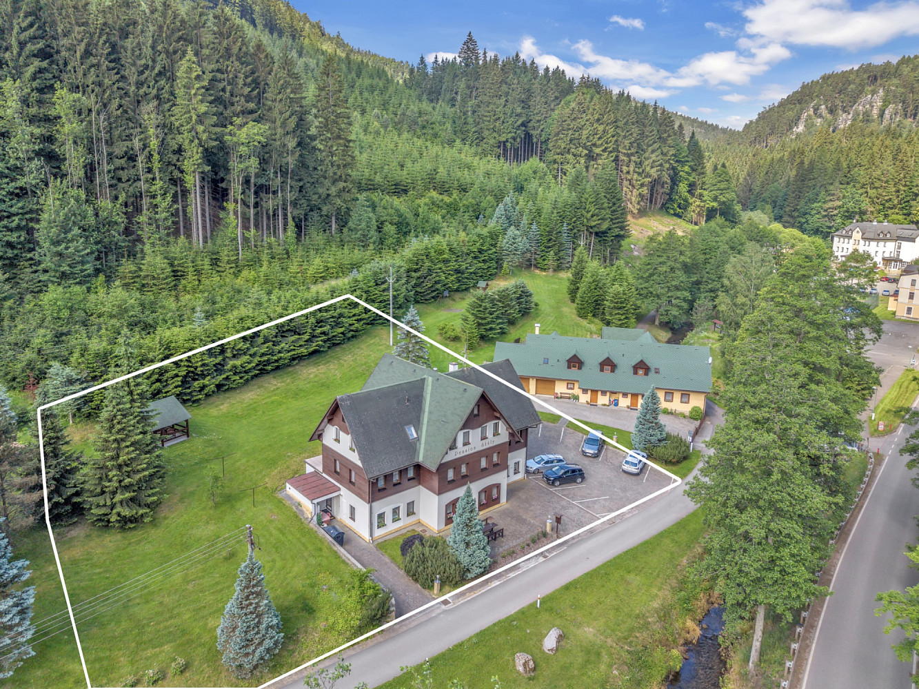 Prodej ubytovacího objektu 753 m²