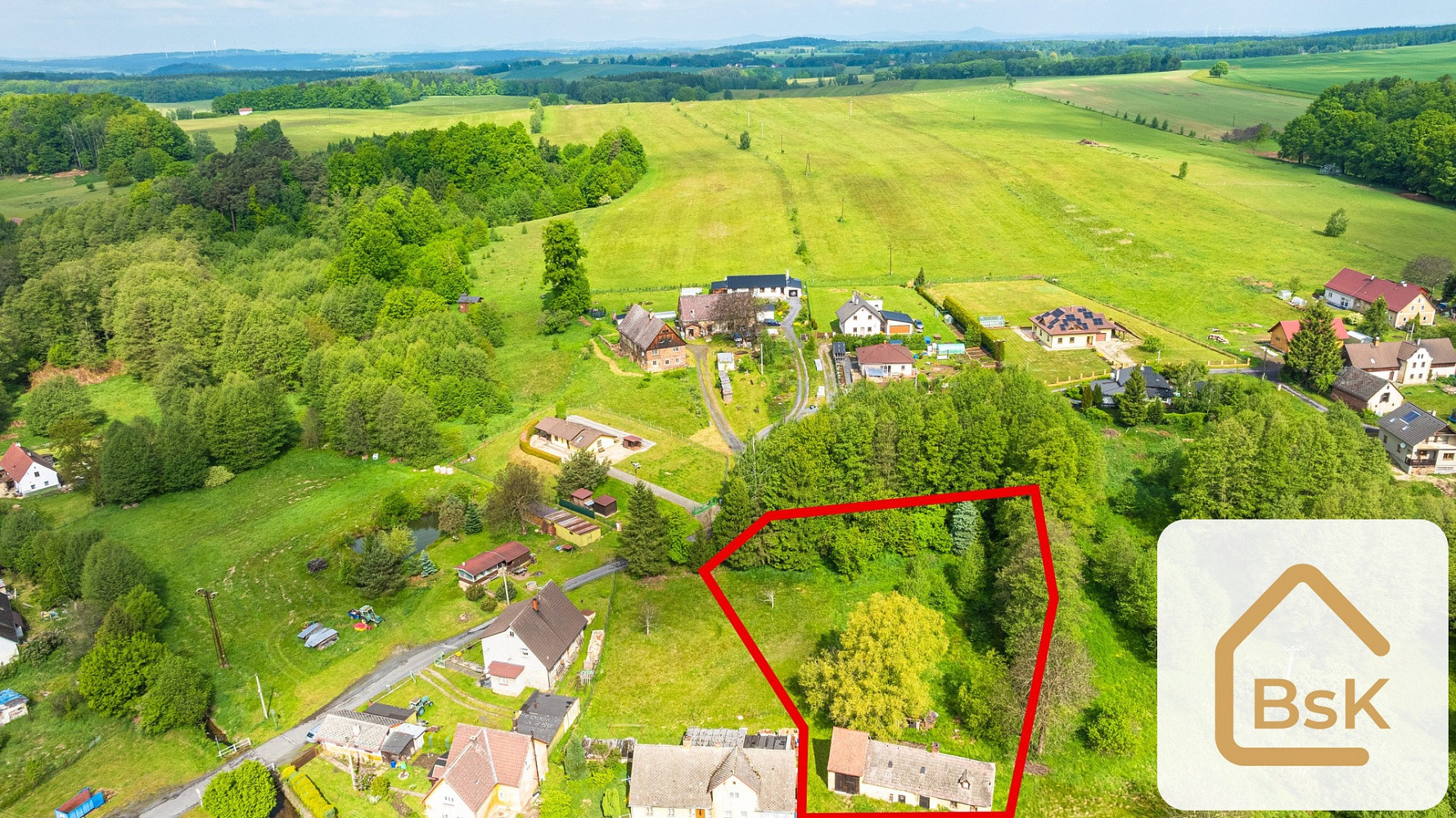 Prodej stavebního pozemku 2 093 m²