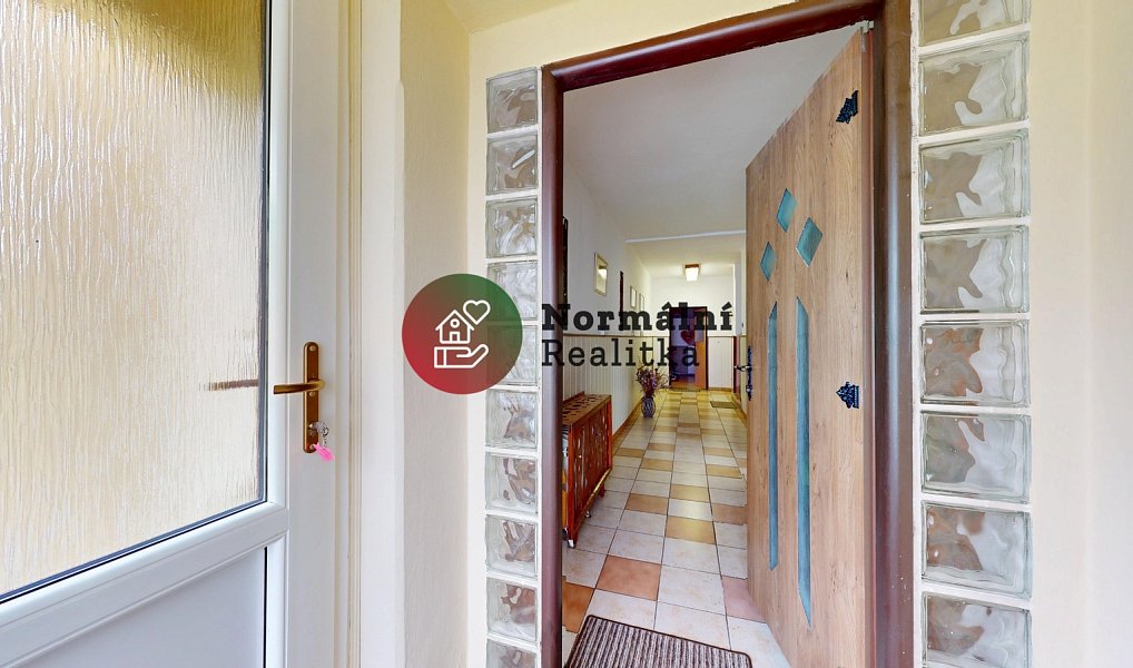 Prodej domu 350 m² s pozemkem 2 393 m², Jiříkov – náhled fotky 7