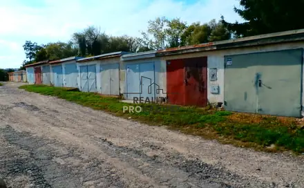 Pronájem garáže 21m2 s el. Nový Šaldorf Znojmo, k pronájmu garáž Znojmo Nový Šaldorf, Dyjská, Nový Šaldorf-Sedlešovice - Nový Šaldorf, okres Znojmo
