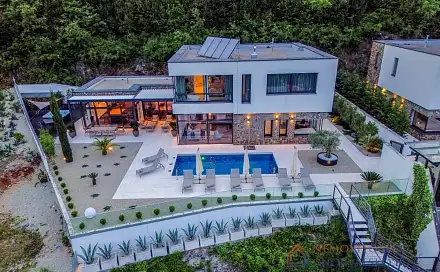 Pronájem domu 350 m² s pozemkem 350 m², Opatija, Chorvatsko