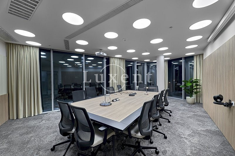 Pronájem kanceláře 1 520 m²