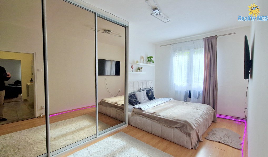 Prodej bytu 2+1 46 m², Praha – náhled fotky 9