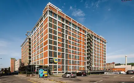 Pronájem skladovacích prostor 2 500 m², Vavrečkova, Zlín