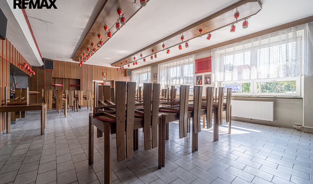 Prodej komerčního objektu (jiného typu) 1 450 m², Lipůvka – náhled fotky 12