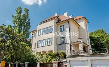 Pronájem bytu 5+1 146 m²