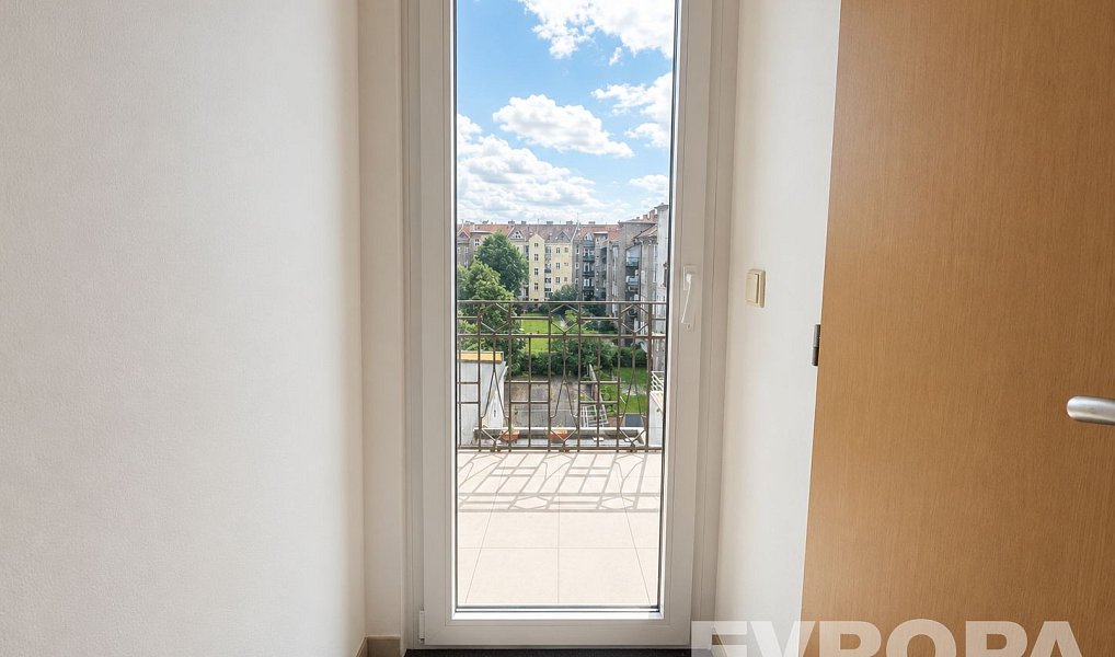 Pronájem kanceláře 67 m², Hradec Králové – náhled fotky 12