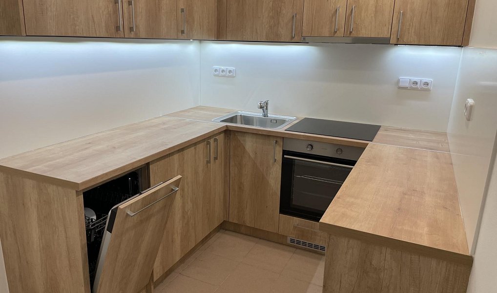 Pronájem bytu 2+1 45 m², Česká Lípa – náhled fotky 2