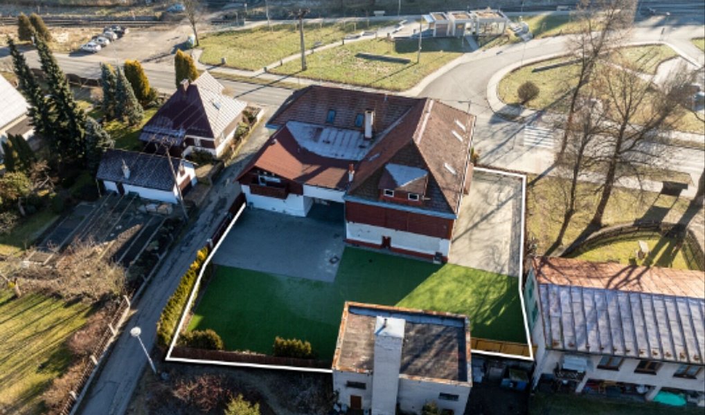 Prodej komerčního objektu (jiného typu) 818 m², Karolinka – náhled fotky 2