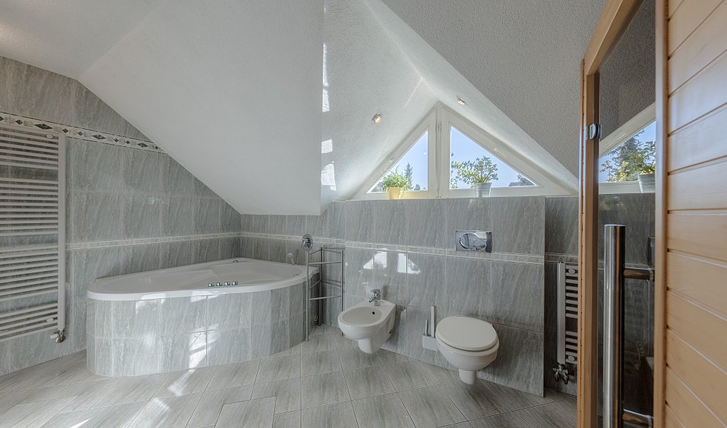 Prodej domu 214 m² s pozemkem 572 m², Lipník nad Bečvou – náhled fotky 41