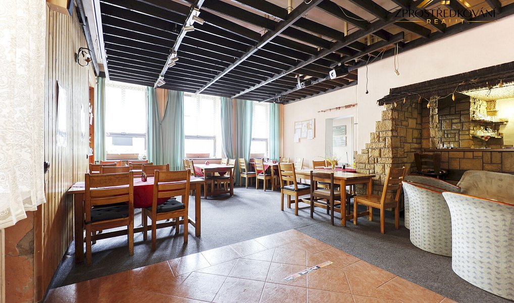 Prodej ubytovacího objektu 1 960 m², Březová – náhled fotky 2
