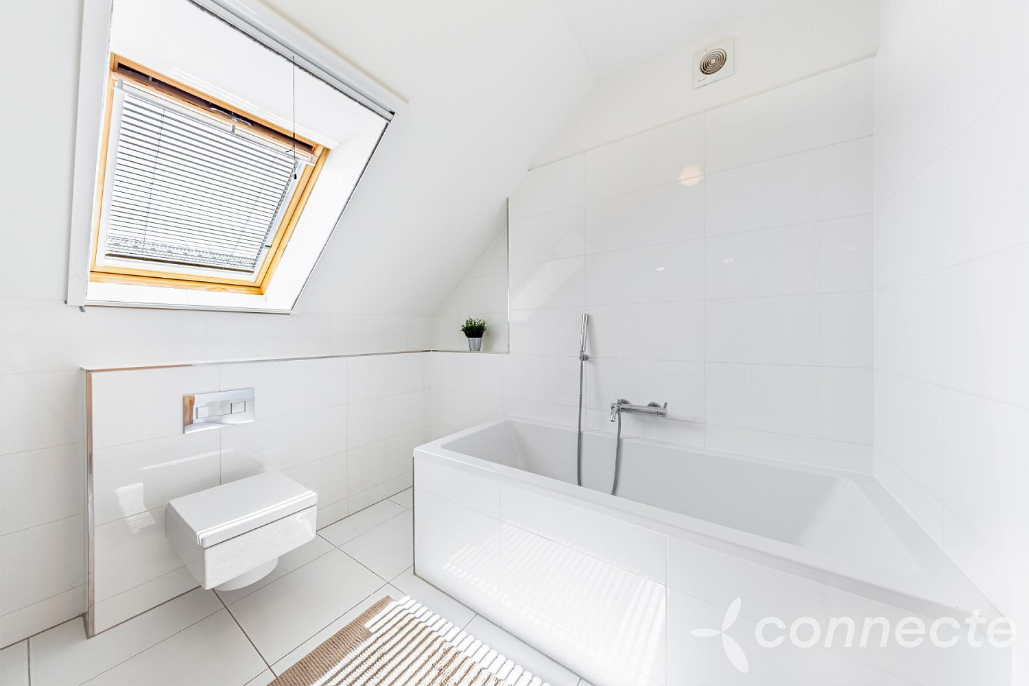 Prodej domu 121 m² s pozemkem 499 m² — photo 2
