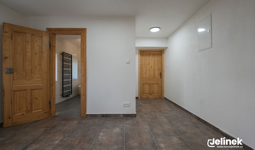 Prodej bytu 4+1 117 m², Polička – náhled fotky 2