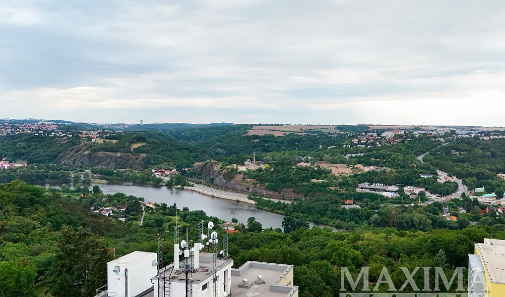 Prodej bytu 4+kk 189 m², Praha – náhled fotky 17