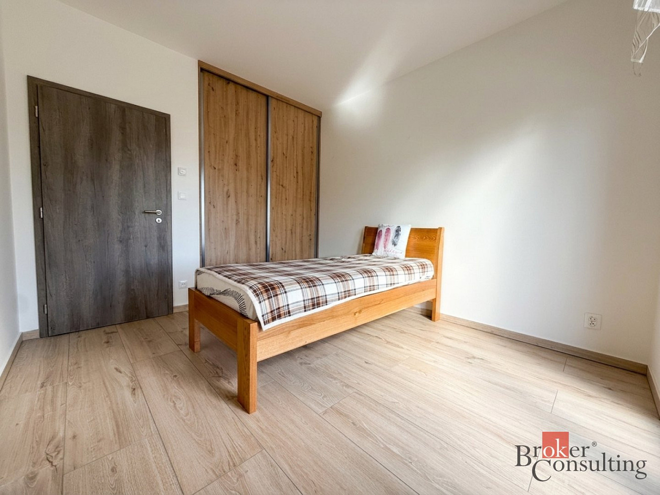 Pronájem bytu 2+kk 47 m² – fotografie 5