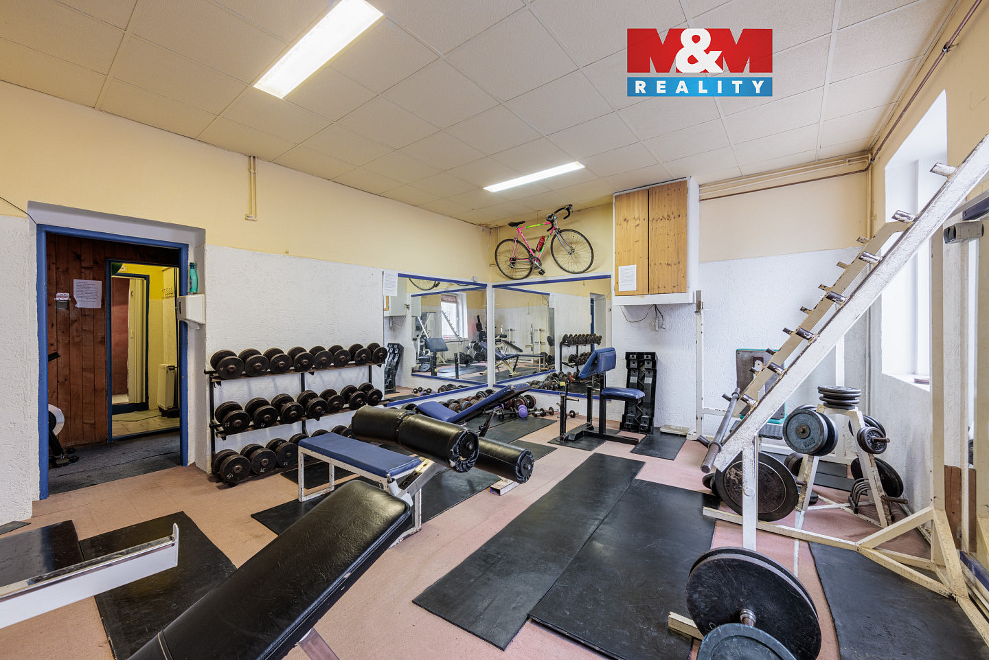 Prodej obchodních prostor 121 m²