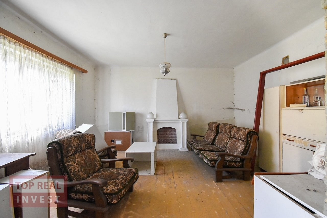 Prodej stavebního pozemku 777 m² – další