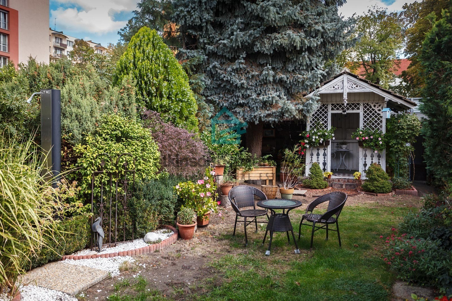 Prodej domu 243 m² s pozemkem 187 m² – fotografie 2