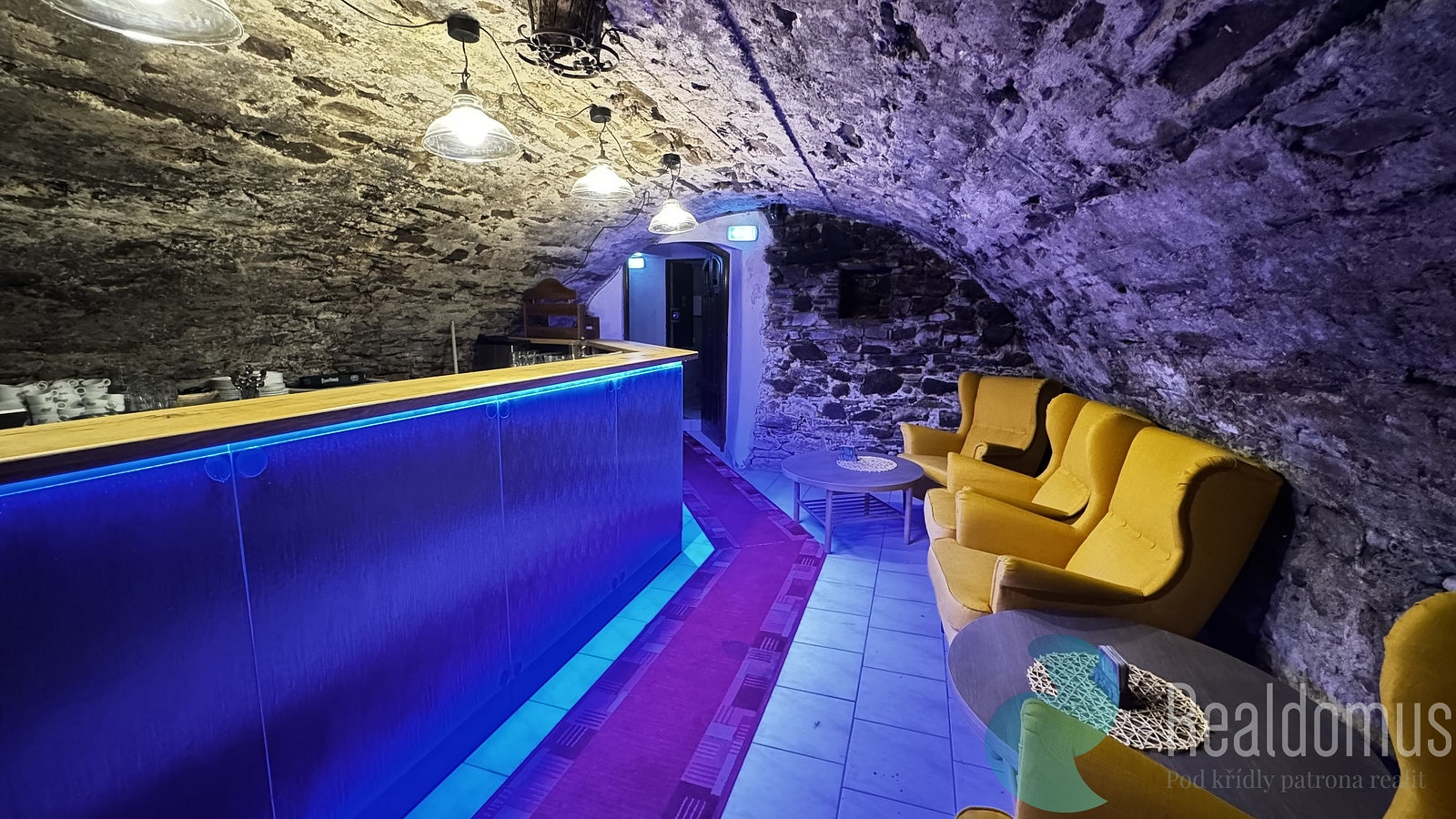 Pronájem restaurace 200 m² — photo 3