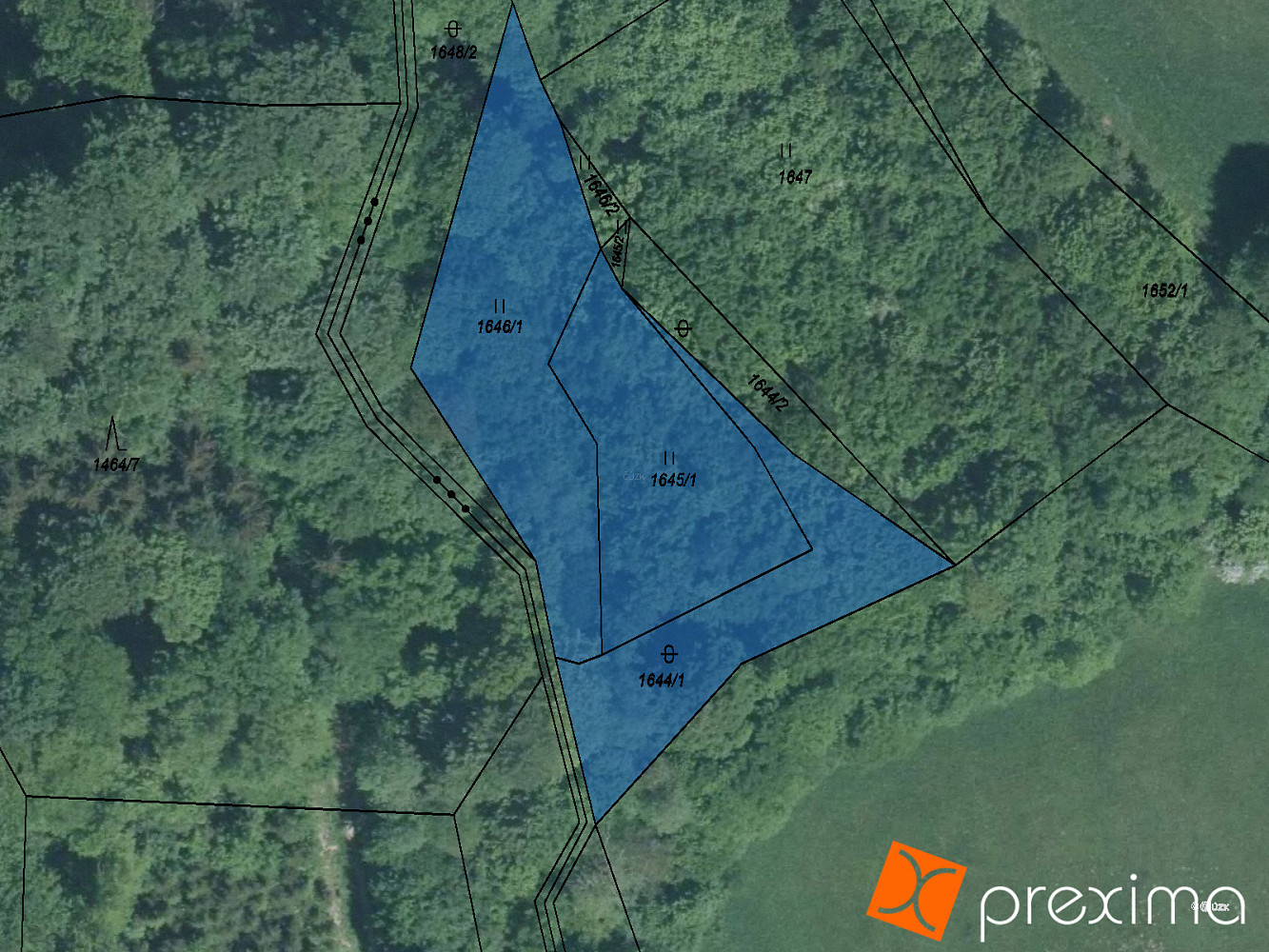 Prodej pozemku 852 m²