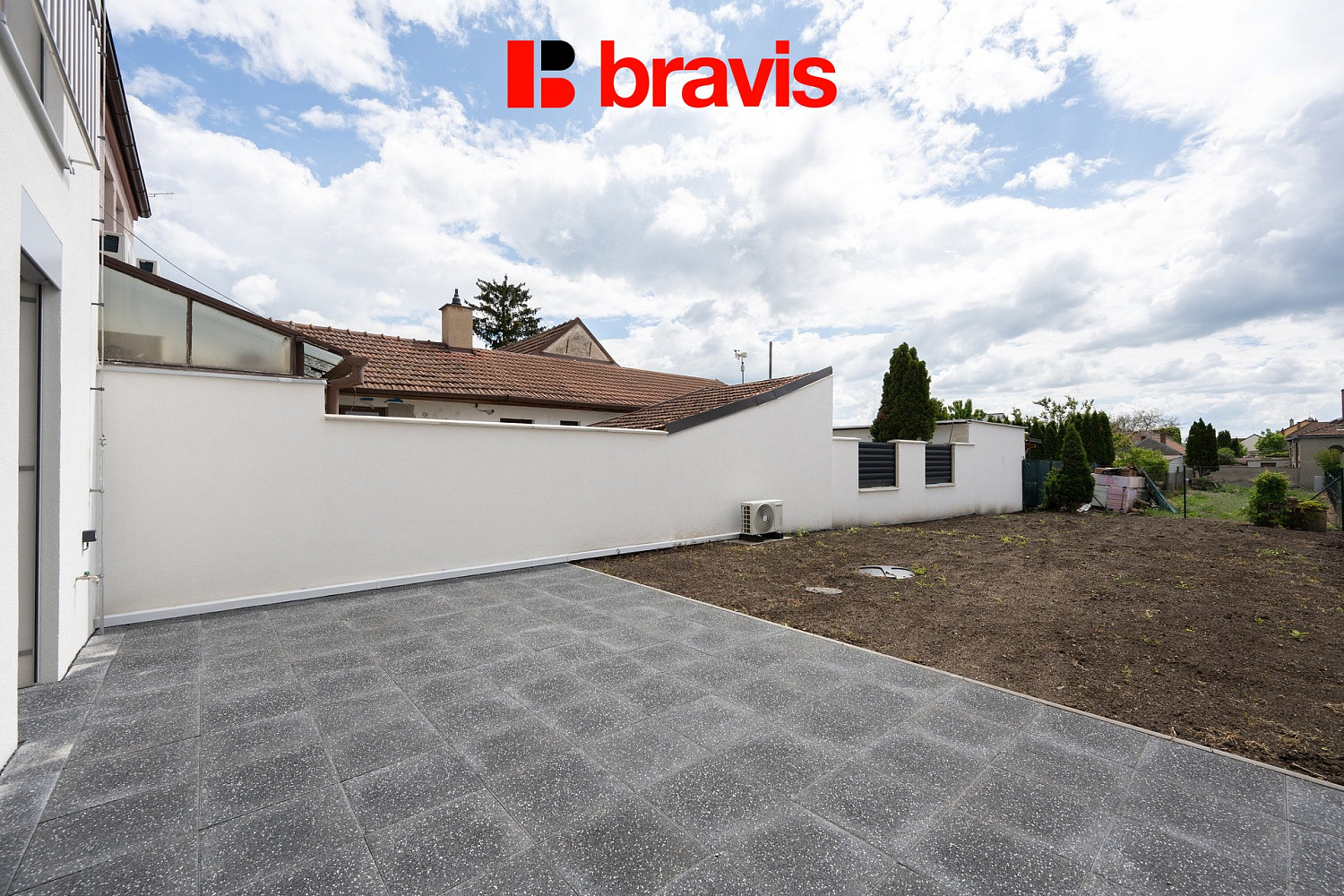 Prodej domu 231 m² s pozemkem 240 m² — photo 2