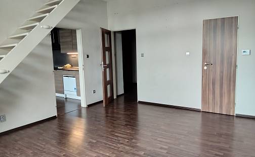Pronájem bytu 3+kk 75 m², Lucemburská, Praha 3 - Vinohrady