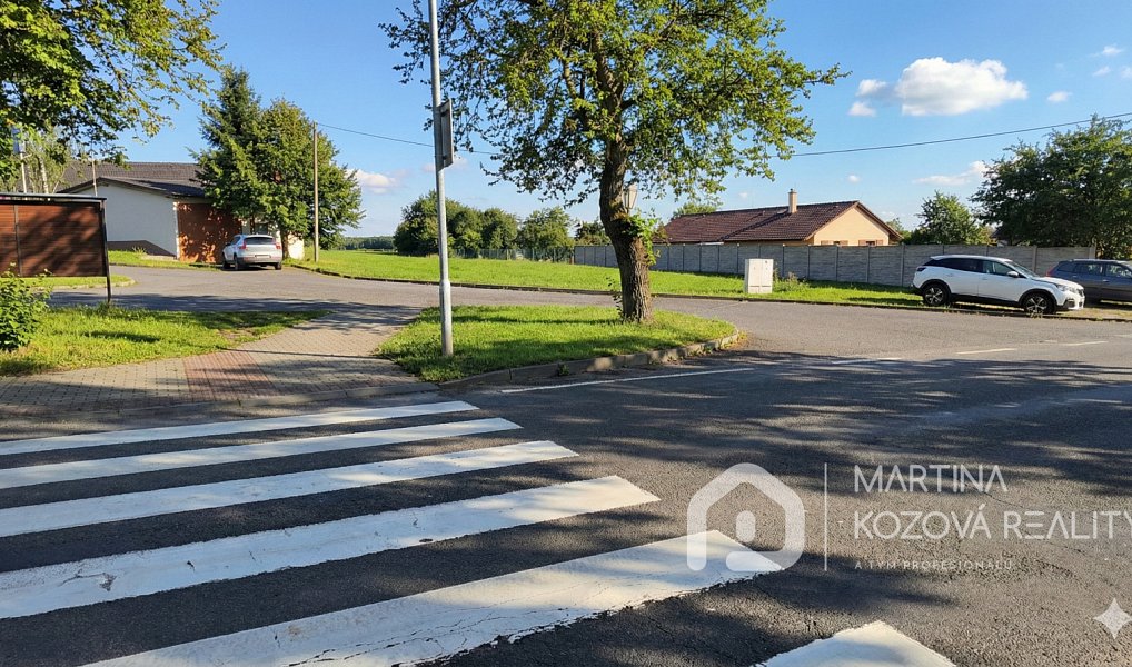 Prodej stavebního pozemku 1 620 m², Divišov – náhled fotky 11