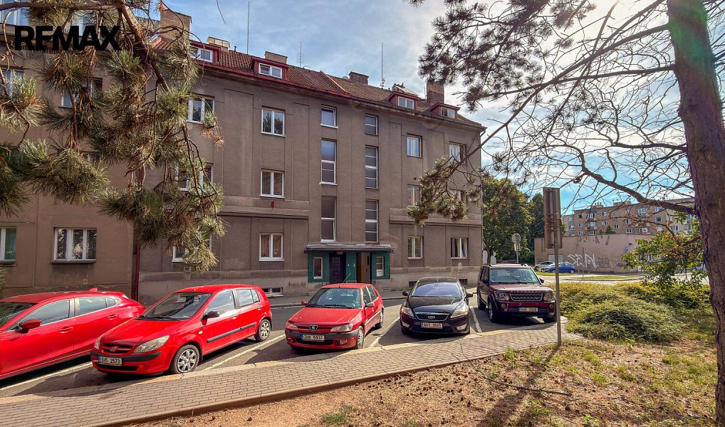 Pronájem bytu 3+kk 78 m², Hradec Králové – fotka 1 z 26
