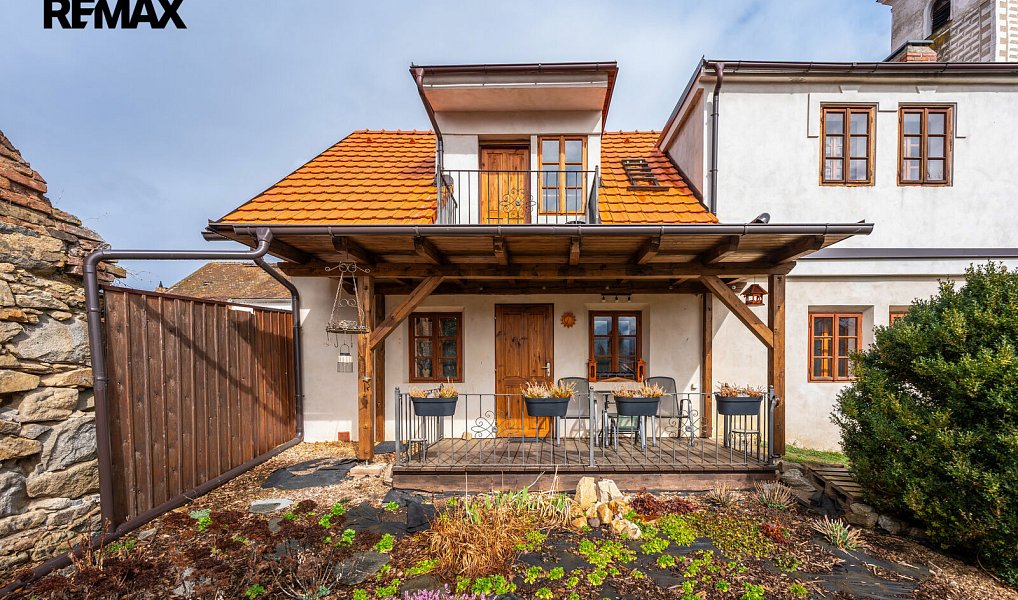 Prodej ubytovacího objektu 340 m², Sedlec-Prčice – náhled fotky 4