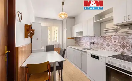 Prodej bytu 2+1 61 m², Čs. armády, Pardubice - Zelené Předměstí