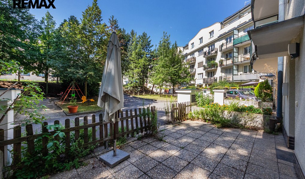 Prodej bytu 3+kk 86 m², Praha – náhled fotky 2