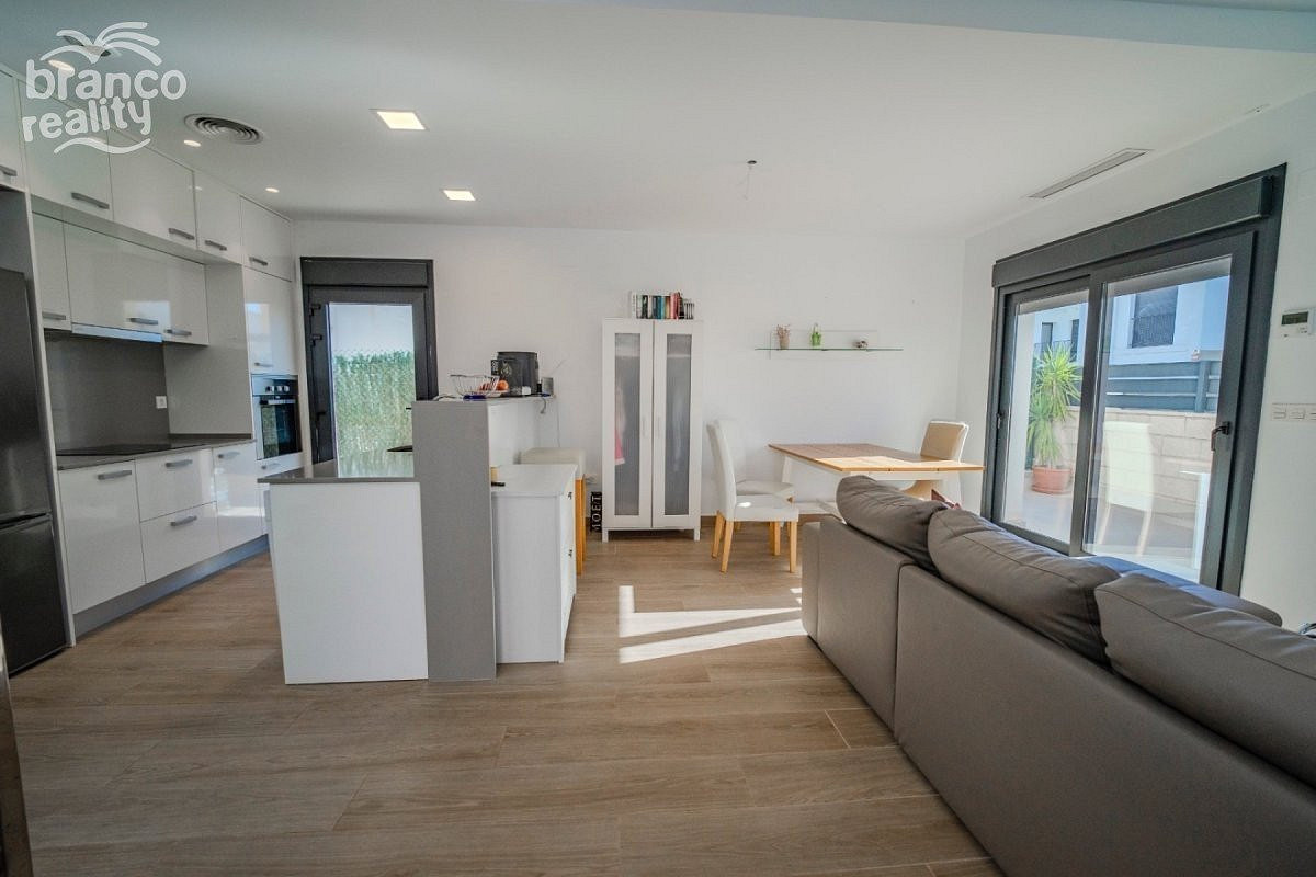 Prodej domu 162 m² s pozemkem 500 m² - Vista 4