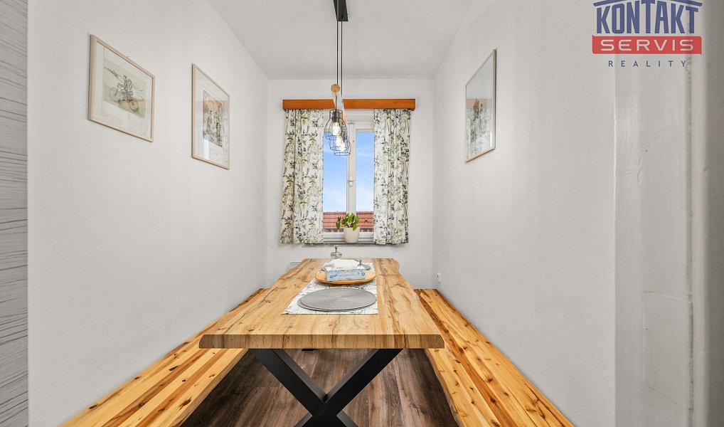 Prodej domu 660 m² s pozemkem 971 m², Stachy – náhled fotky 36