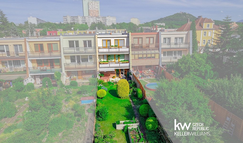 Prodej domu 252 m² s pozemkem 304 m², Teplice – náhled fotky 44