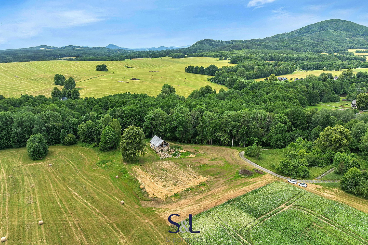 Prodej stavebního pozemku 5 464 m² – fotografie 5