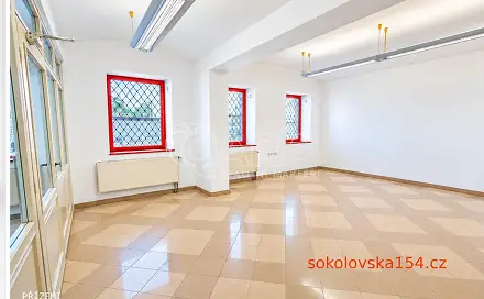 Prodej obchodních prostor 51 m², Sokolovská, Praha 8 - Libeň