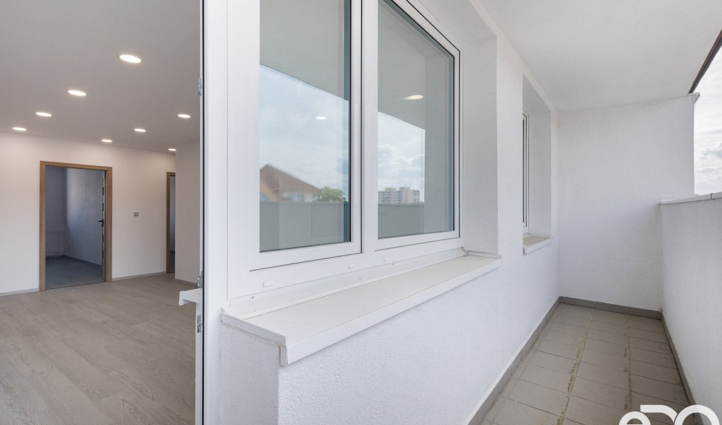 Prodej bytu 4+kk 90 m², Kladno – náhled fotky 3