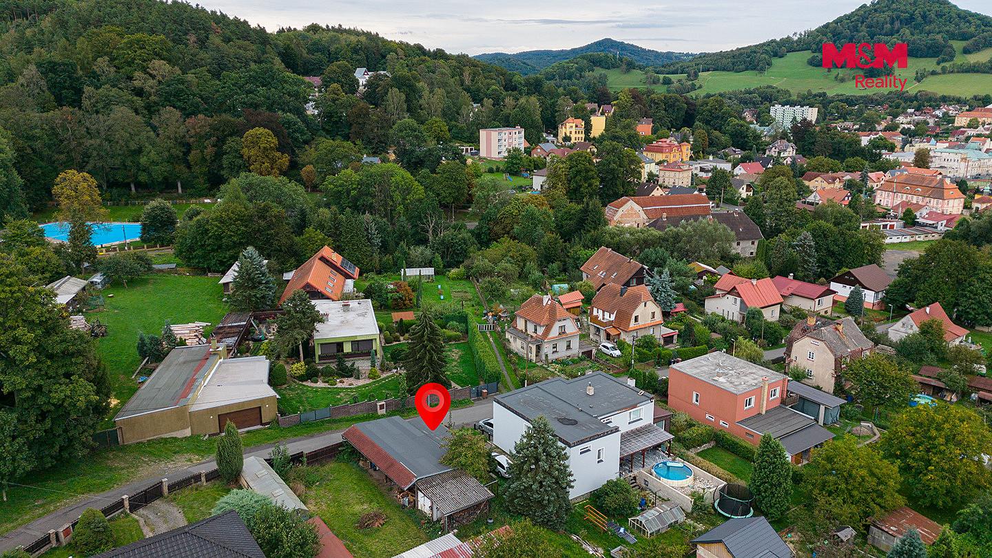 Prodej pozemku s garáží v České Kamenici – fotografie 3