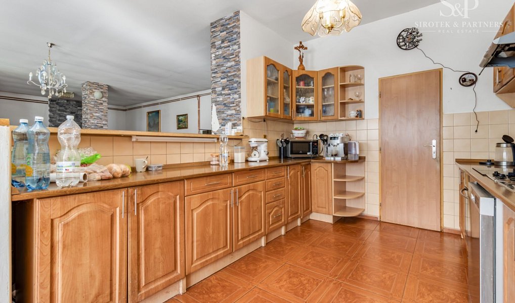 Prodej domu 350 m² s pozemkem 3 430 m², Kolešov – náhled fotky 9