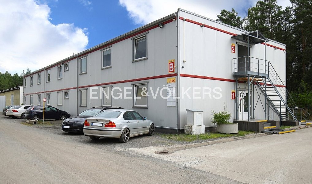 Pronájem komerčního objektu (jiného typu) 2 000 m², Plzeň – náhled fotky 4
