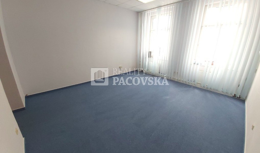 Pronájem kanceláře 146 m², Ústí nad Labem – náhled fotky 10