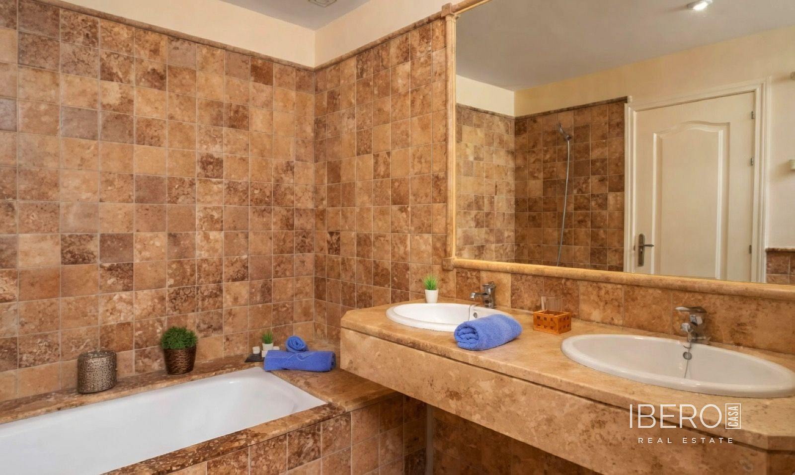 Piso 3+kk – Villanueva de Algaidas, Nororma - Más